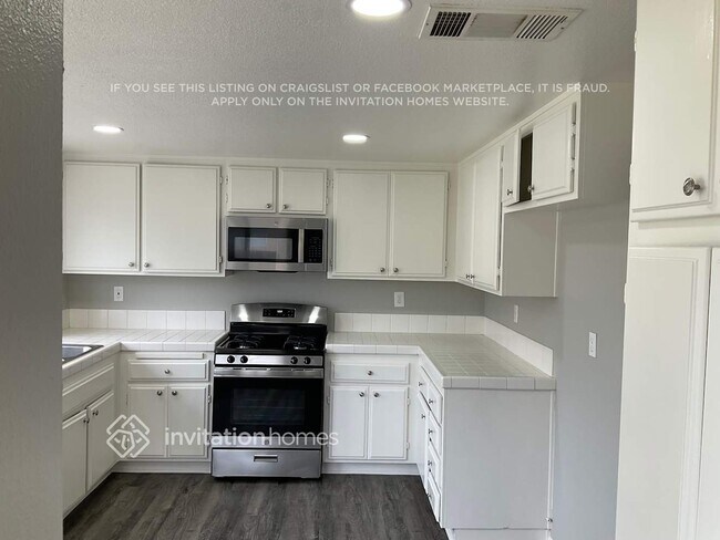 Foto del edificio - 1832 Havasu St