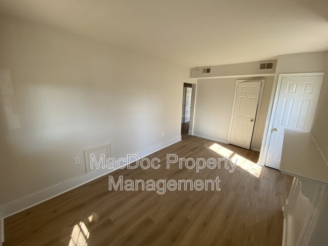 Foto del edificio - 511 Willis St