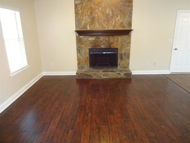 Foto del edificio - 222 Deer Walk Dr