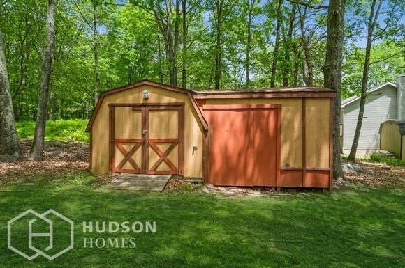 Building Photo - AVAILABLE NOW! - 195 Murphy Circle, Bushki...