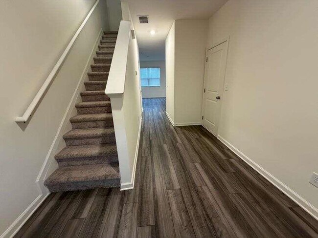 Foto del edificio - 35300 Condor Ct