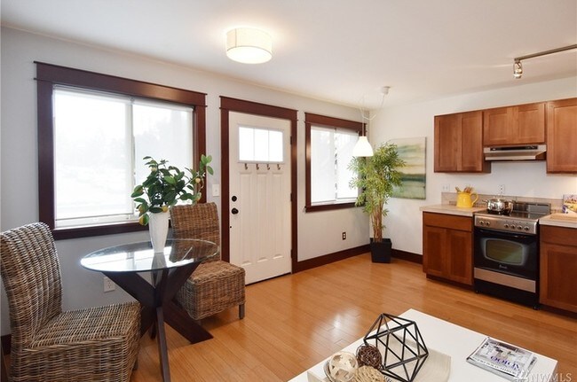 Foto del edificio - 461 N 45th St