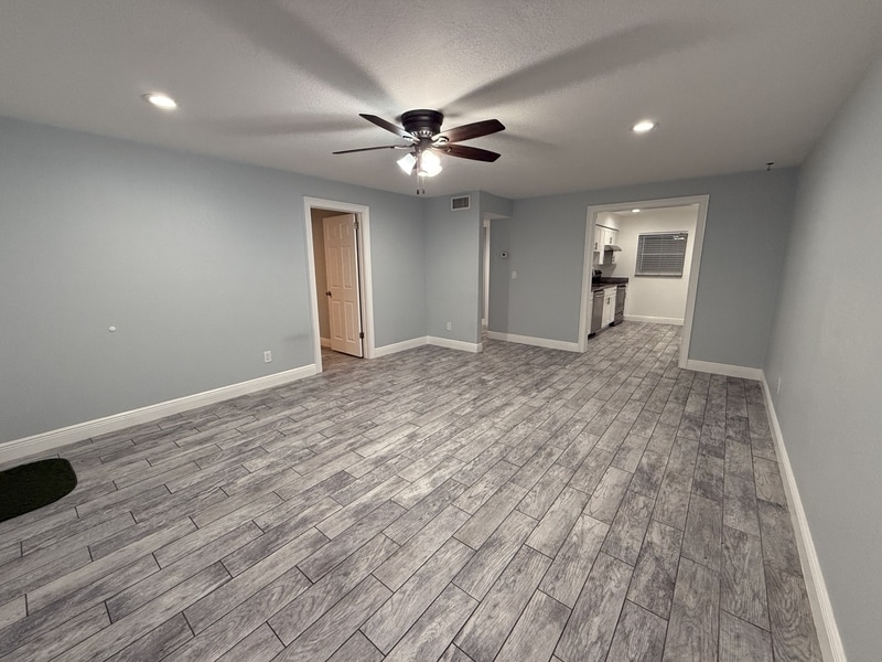 Photo - 4910 West Ingraham Street - A