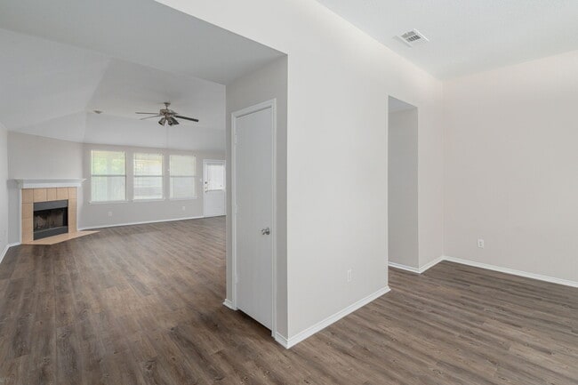 Building Photo - 1821 Canvasback