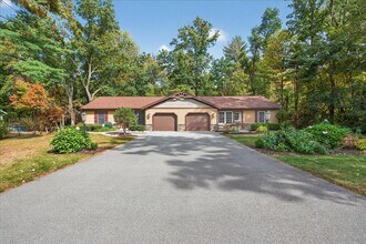 Building Photo - 7 James Ct