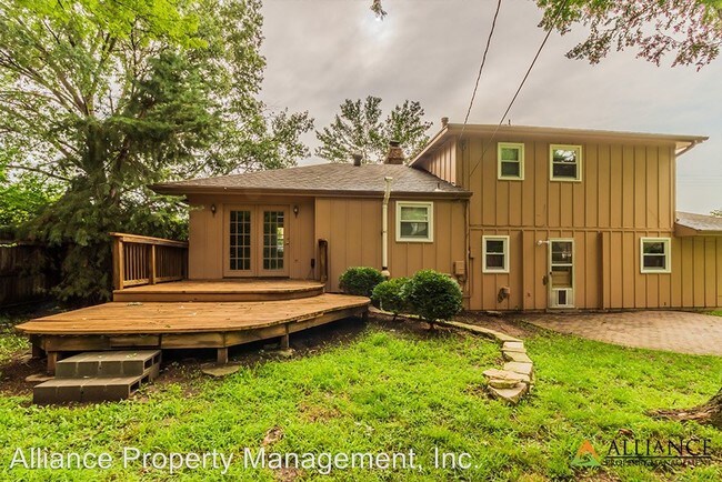 Foto del edificio - 4 br, 2.5 bath House - 1617 Browning Ave.