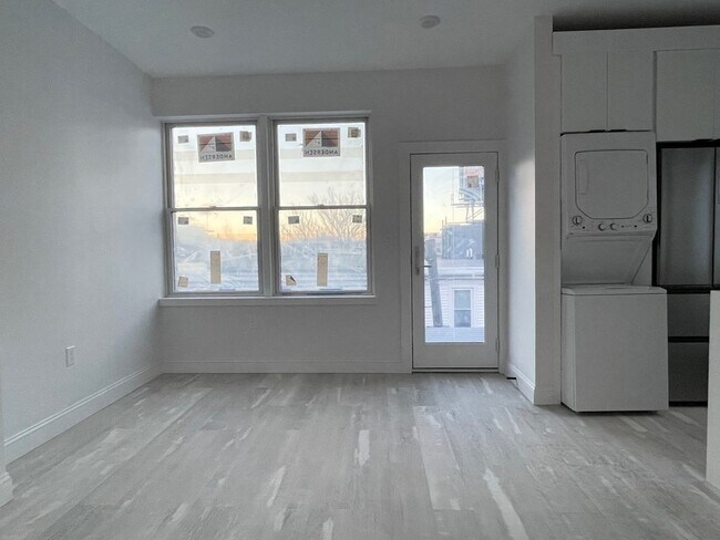 Foto del edificio - 107 Chelsea St