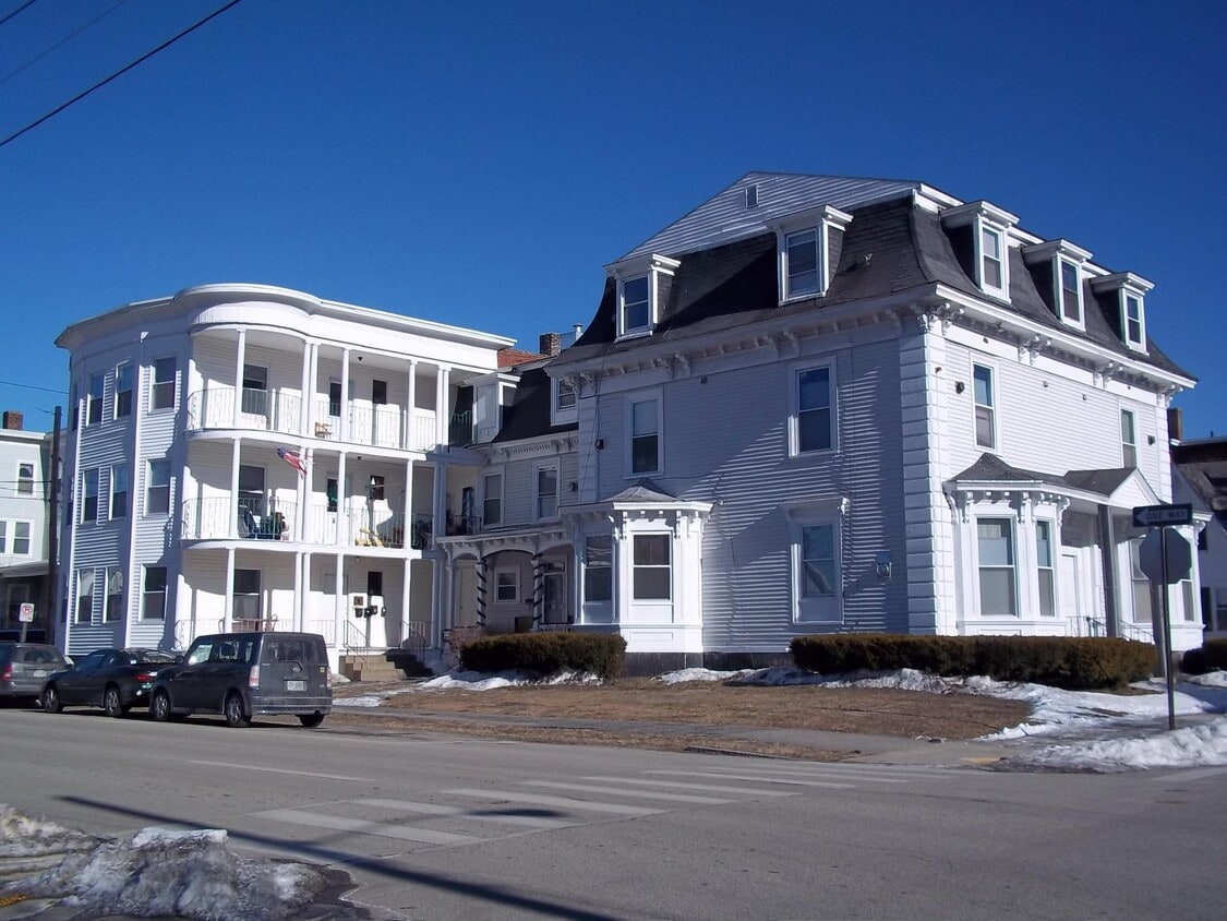 Primary Photo - 120 Myrtle St