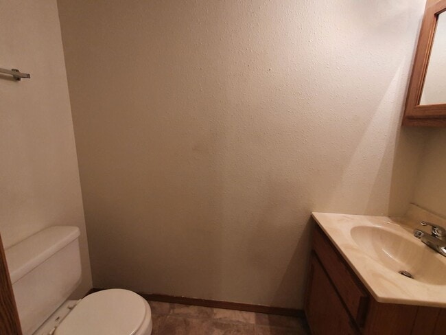 Building Photo - 20304 Skyview Dr