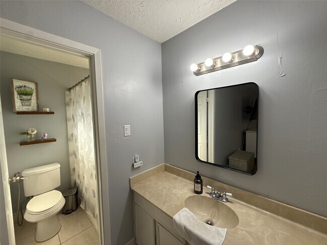 Building Photo - 7307 Muirwood Ln