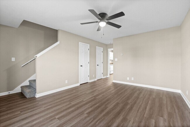 Building Photo - 3847 Jockey Dr