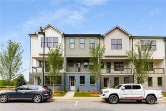 Building Photo - 426 Argosy Circle