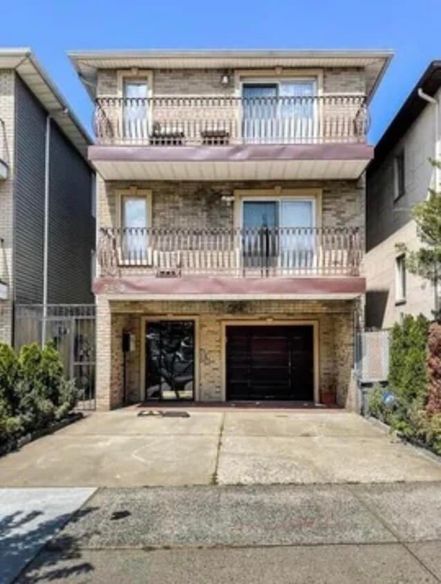 Foto principal - 2453 John F. Kennedy Blvd