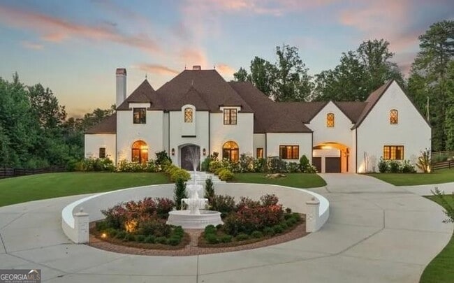 Building Photo - 2242 Shoal Creek Rd