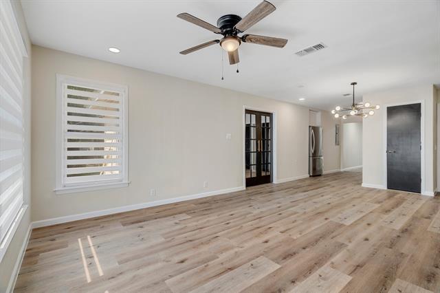 Foto del edificio - 7460 Aberdeen Dr