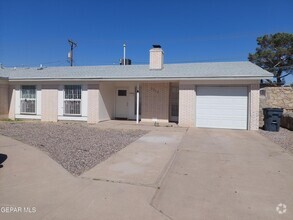 Building Photo - 2212 Cumbre Negra St