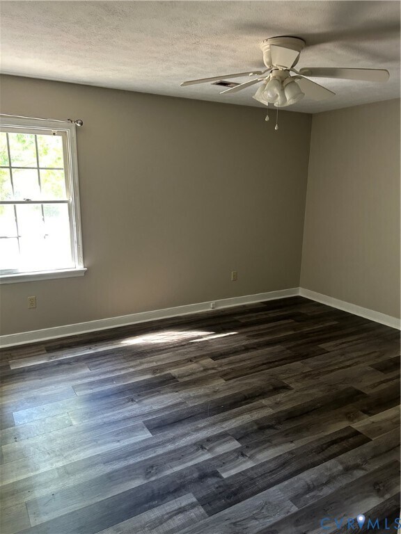 Foto del edificio - 6141 Parsley Ct