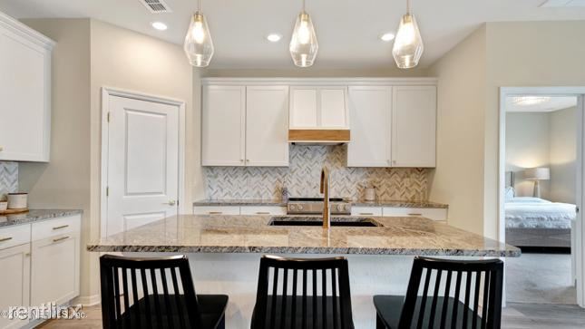 Foto del edificio - 3 br, 2 bath House - 468 i La Mancha Dr