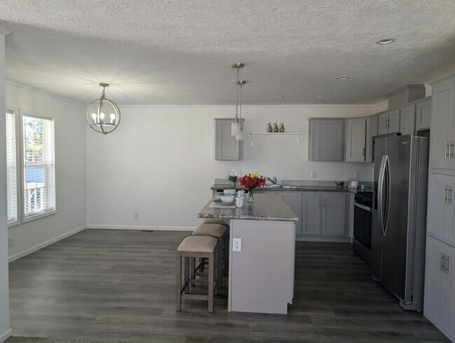 Foto del edificio - 52515Chestnut Ct