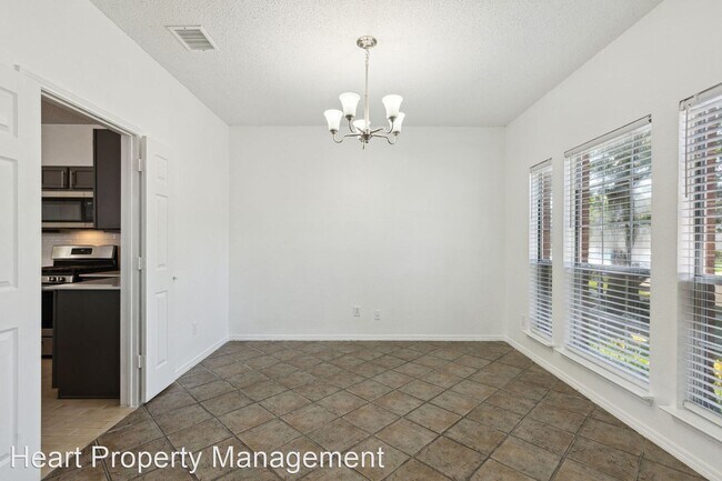 Building Photo - 4 br, 3 bath House - 3305 High Meadow Dr
