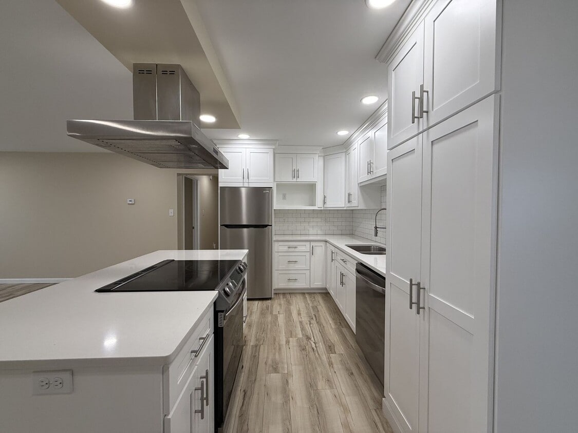 Primary Photo - Remodeled 2-Bedroom!