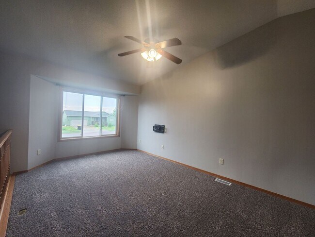 Foto del edificio - 821 S Whitewood Ave