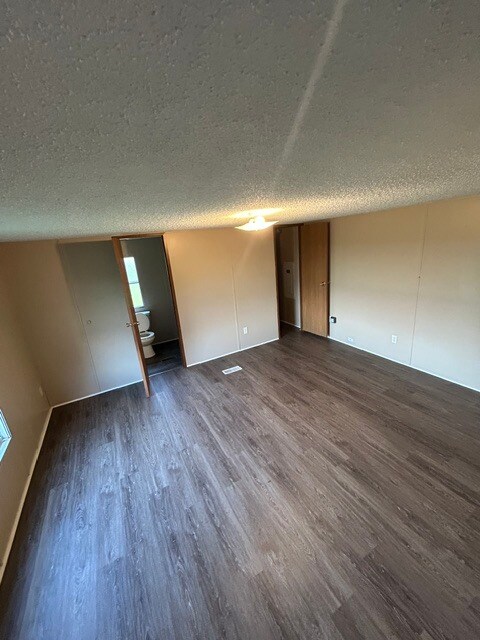 Building Photo - 2553 Cavanah Rd