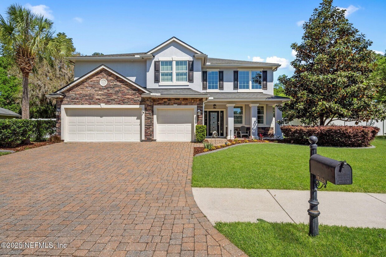 Foto principal - 11725 Paddock Gates Dr