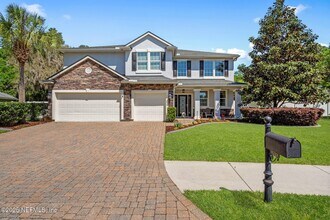 Building Photo - 11725 Paddock Gates Dr