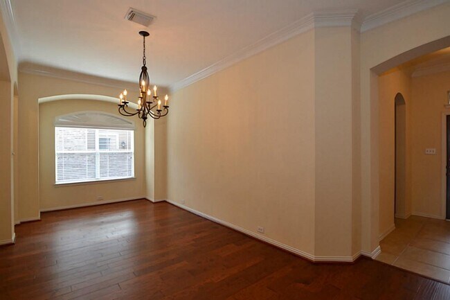 Foto del edificio - 6606 Cadogan Ct