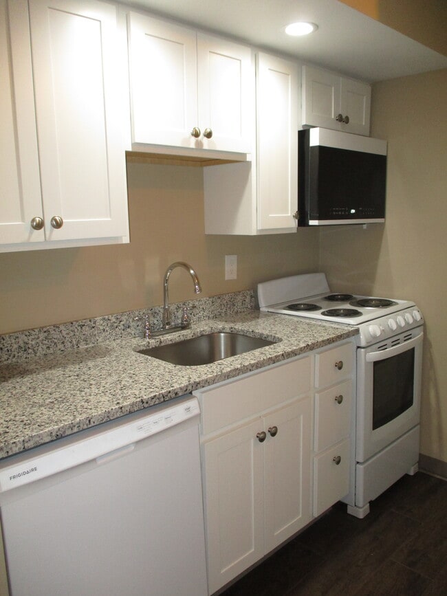 Tiffany 307 - Similar Photos - Tiffany Apartments