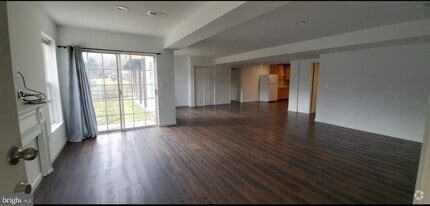 Building Photo - 7921 Windsor Knoll Ln