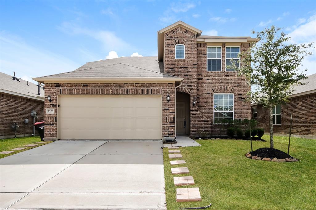 Foto principal - 2526 Cold River Dr