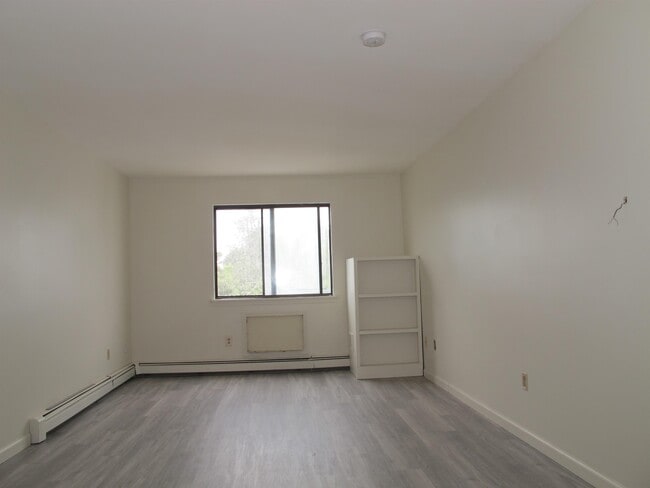 Building Photo - 1610 Fairfield Ave