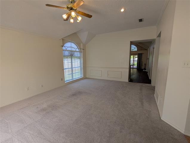 Foto del edificio - 905 Hillwood Ct