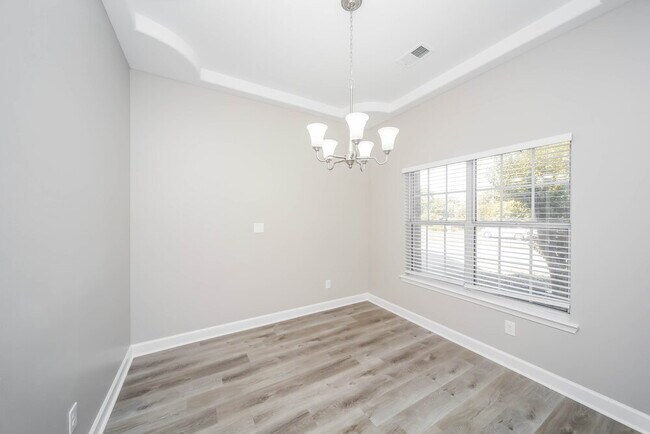 Foto del edificio - 5985 Eagle Ln