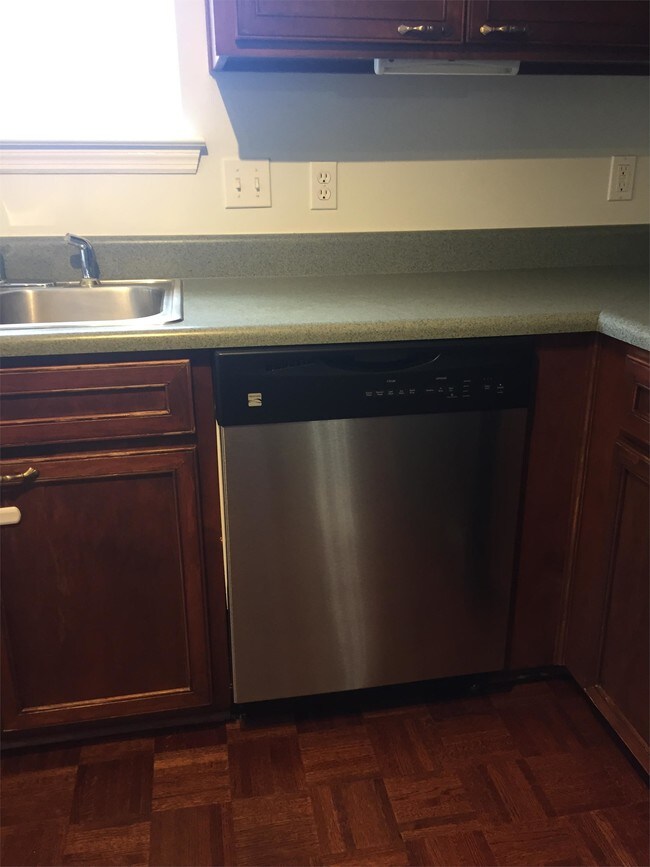 Foto del edificio - 3494 Lands End Ln
