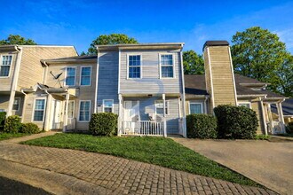 Building Photo - 6468 Wellington Chase Ct