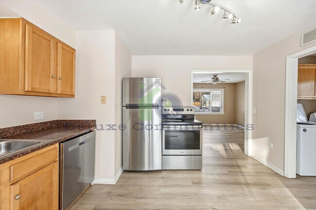 Foto del edificio - Spacious 3 Bedroom Single Family Home Near Downtown GR | $1795