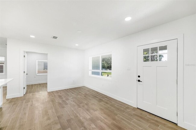 Foto del edificio - 2318 S Hubert Ave