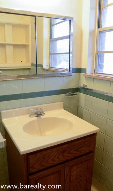 Foto del edificio - 475 E Hudson St