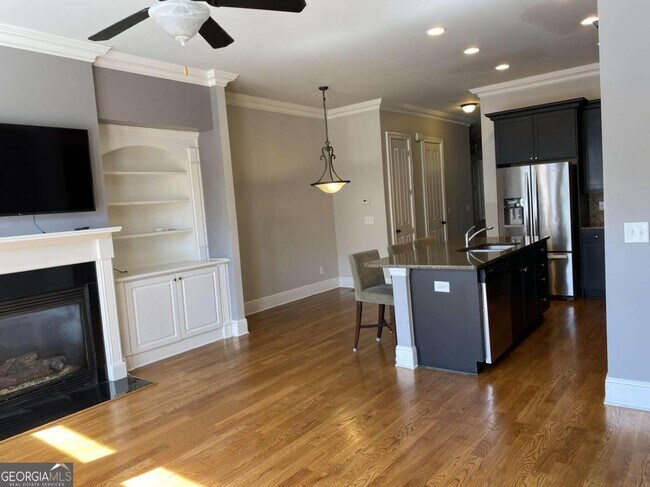 Building Photo - 1748 Breyerton Dr NE