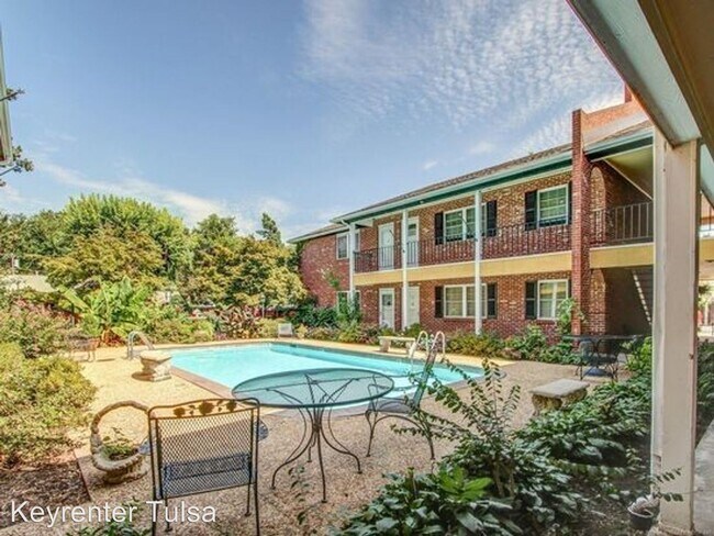 Building Photo - 2 br, 2 bath House - 3701 Riverside Drive #16