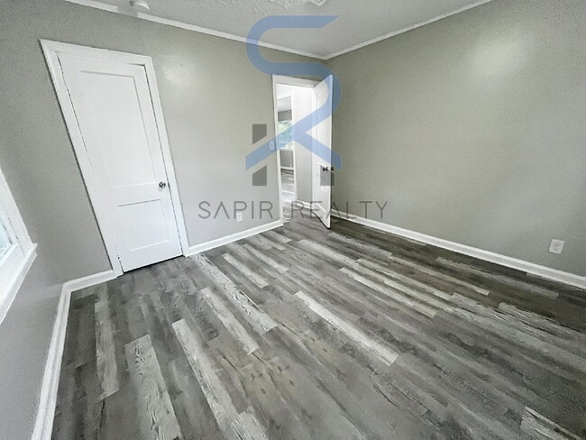 Foto del edificio - 2262 Jernigan Dr SE