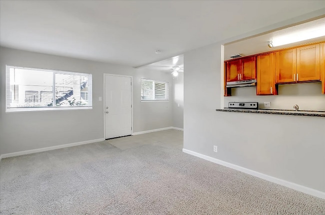 Building Photo - 3745 Miramar Way