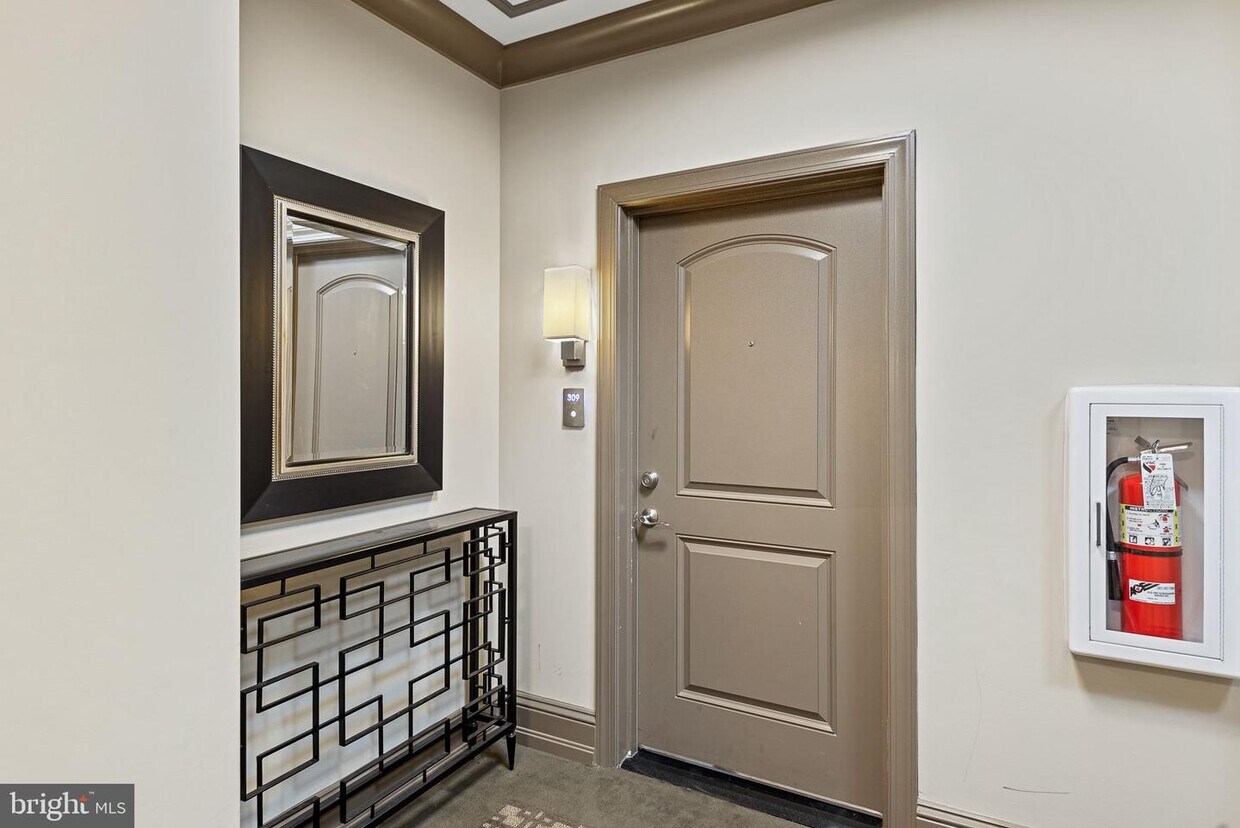 13722 Neil Armstrong Ave Unit 309, Herndon, VA 20171 Room for Rent in Herndon, VA