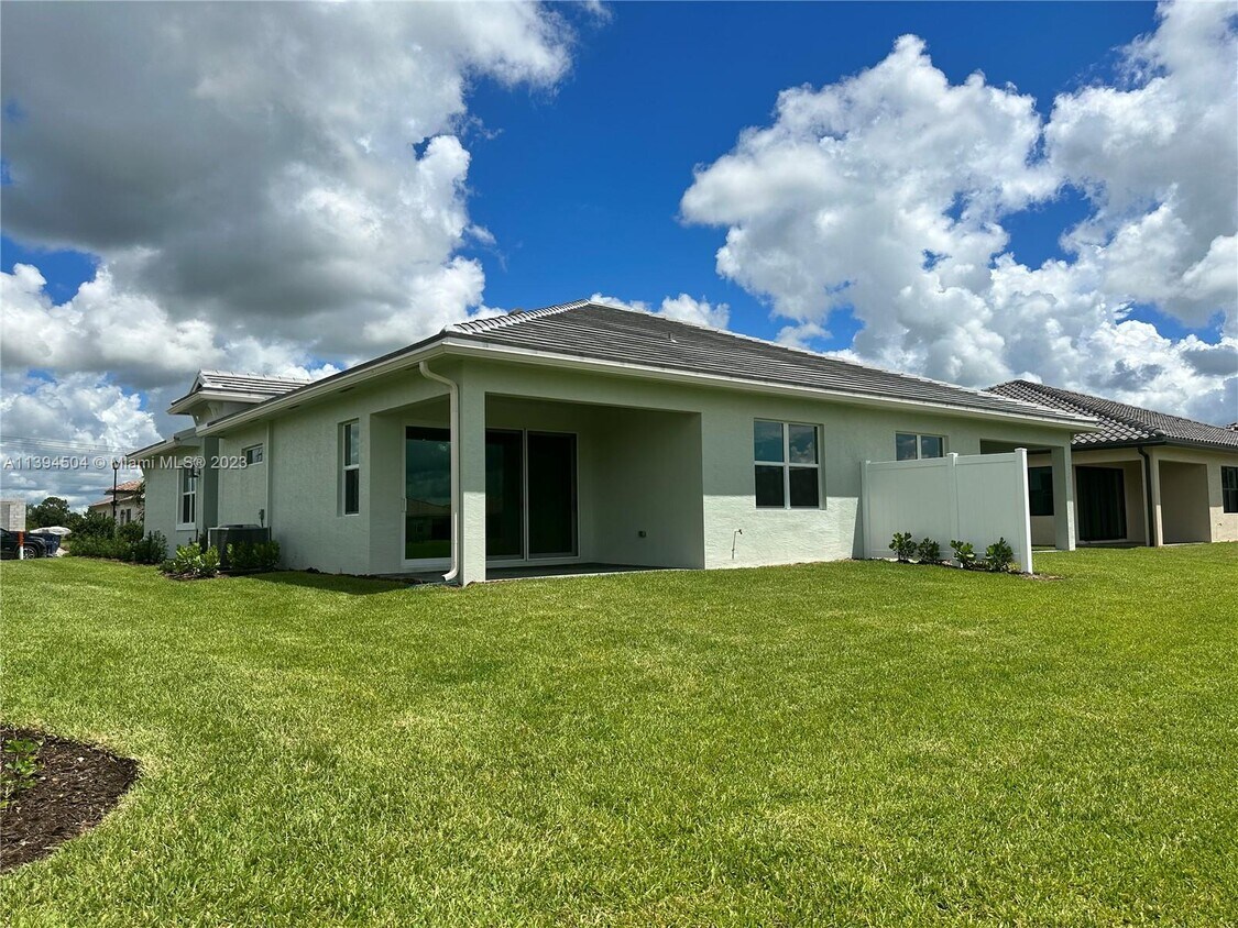 27027 SW Viterbo Wy, Port Saint Lucie, FL 34986 House for Rent in