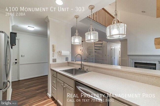 Building Photo - Qualify for a zero deposit? Minutes to RT66
