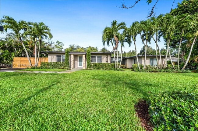 Building Photo - 217 E Acre Dr