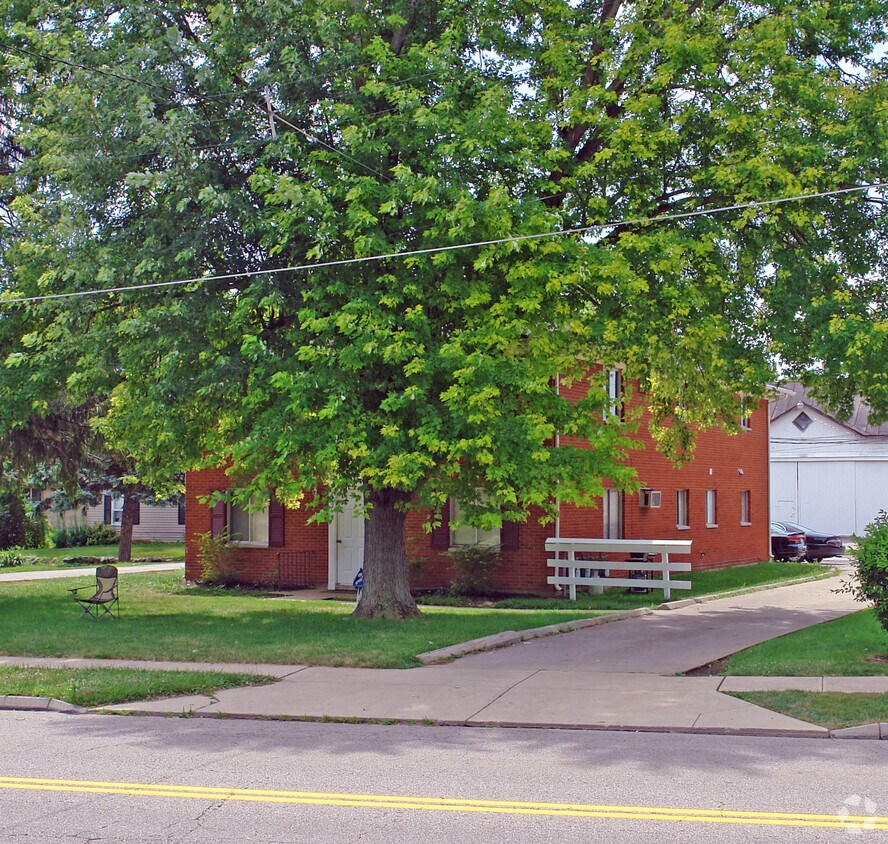 897 W Market St, Germantown, OH 45327 Apartments in Germantown, OH